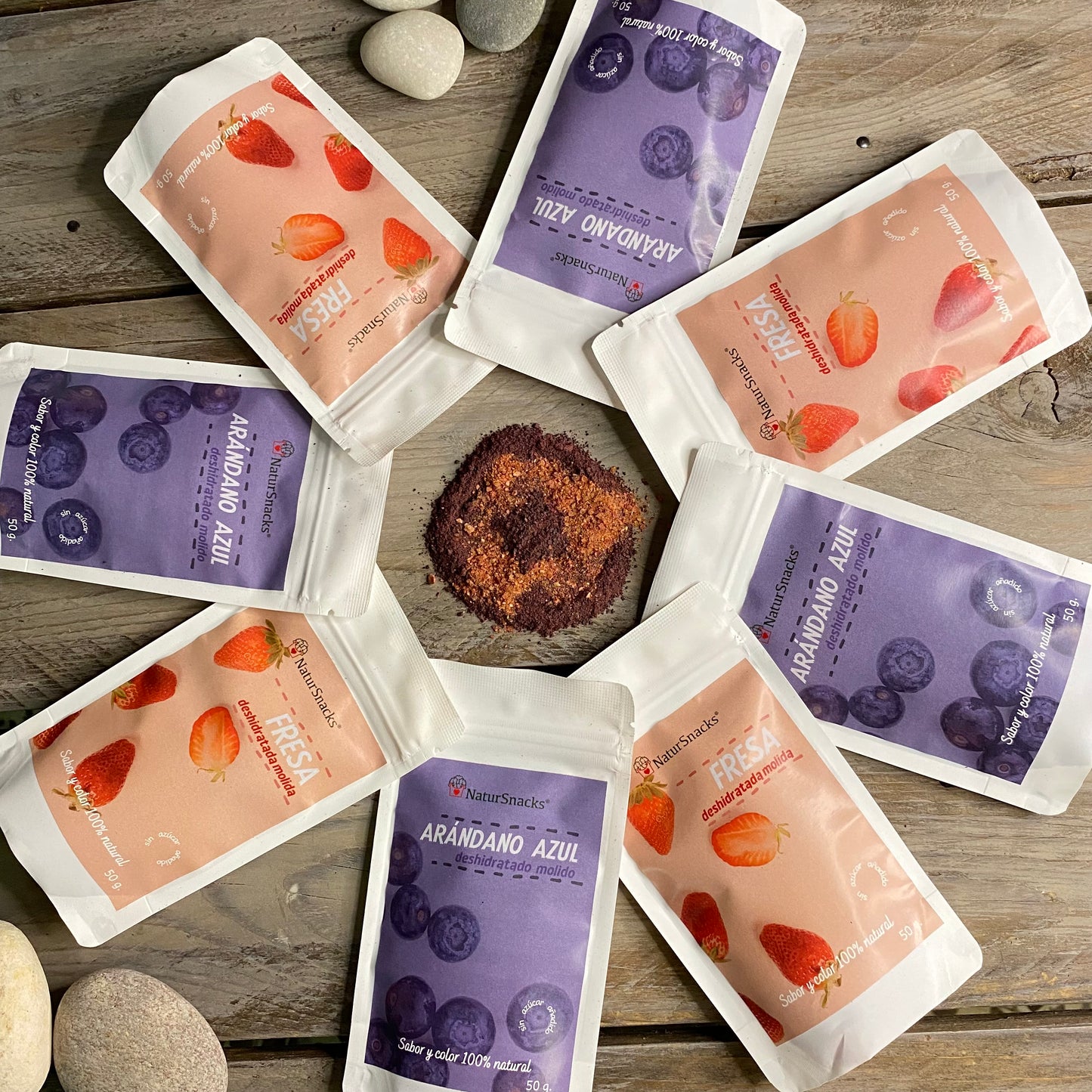 Fruta molida sabor fresa y arándanos, polvos de fruta con ingredientes 100% natural sin azúcares añadidos, sin conservantes ni aditivos.